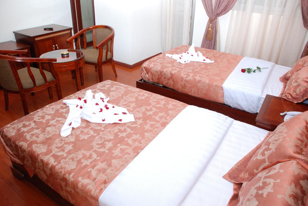 Addis Amba Hotel Bahir Dar Exterior foto