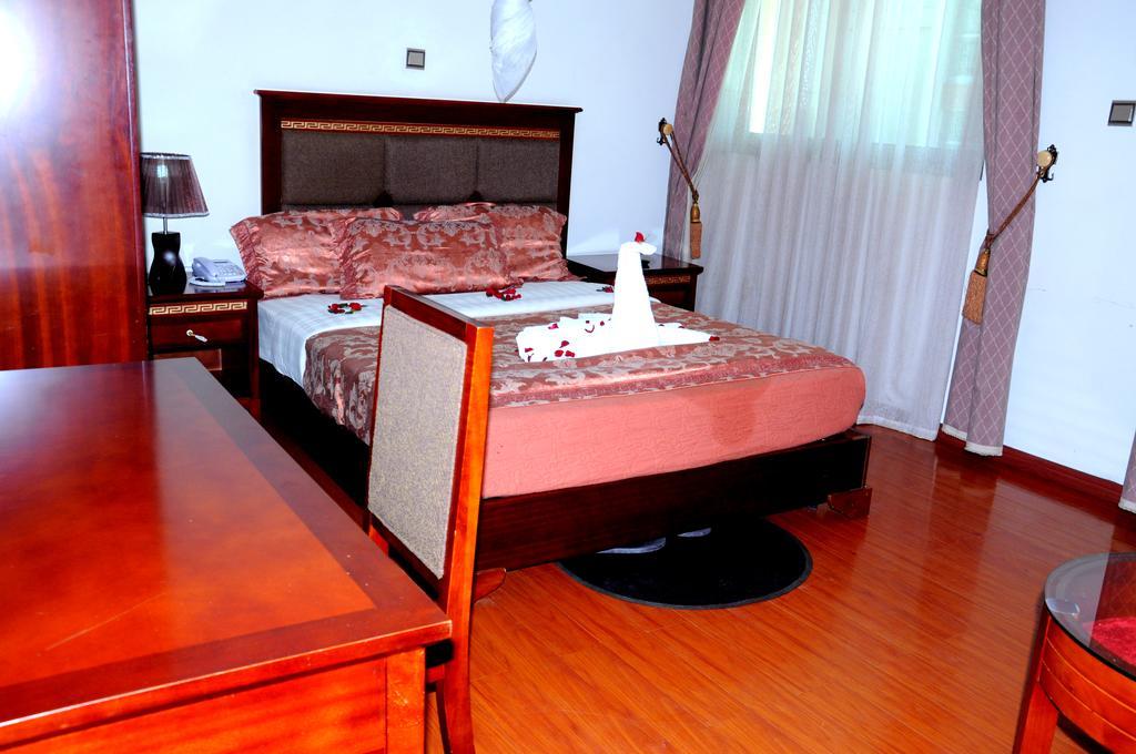Addis Amba Hotel Bahir Dar Exterior foto