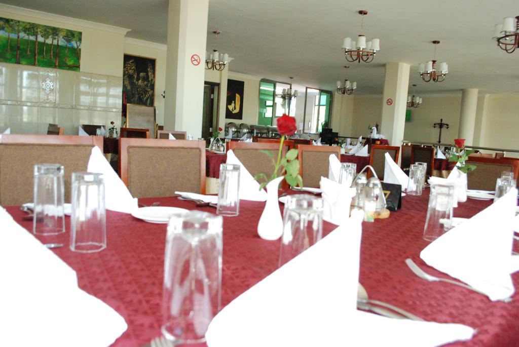 Addis Amba Hotel Bahir Dar Exterior foto