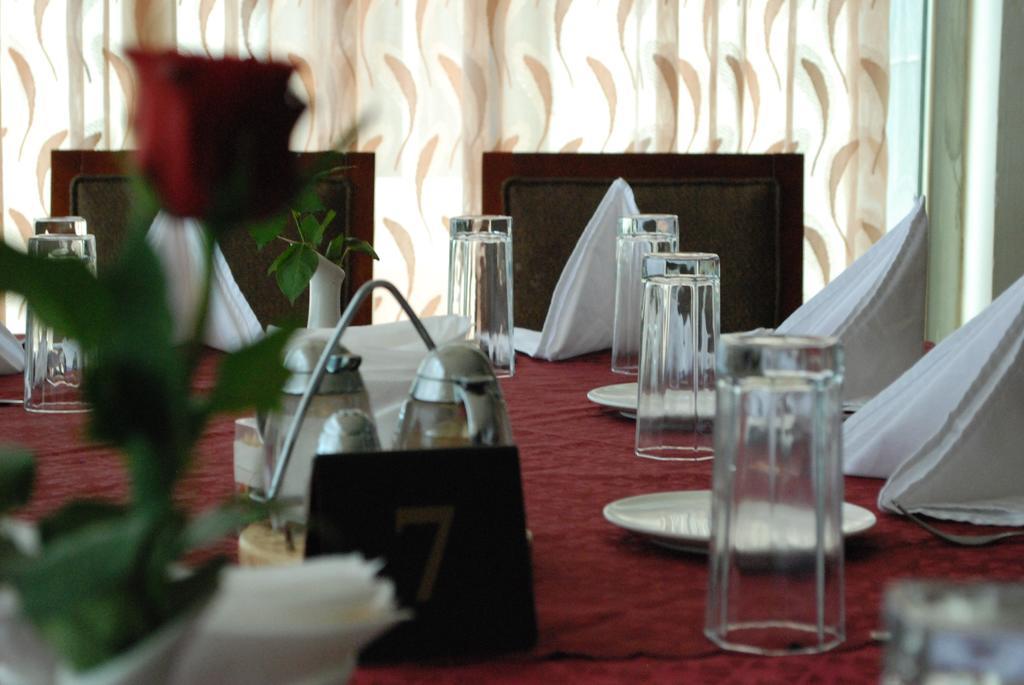 Addis Amba Hotel Bahir Dar Exterior foto