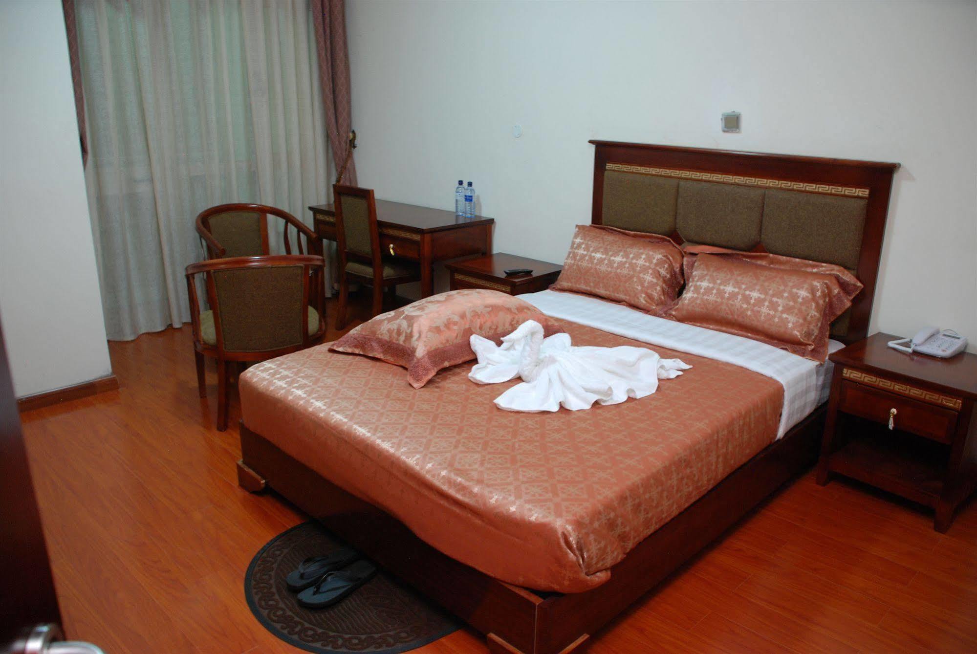 Addis Amba Hotel Bahir Dar Exterior foto