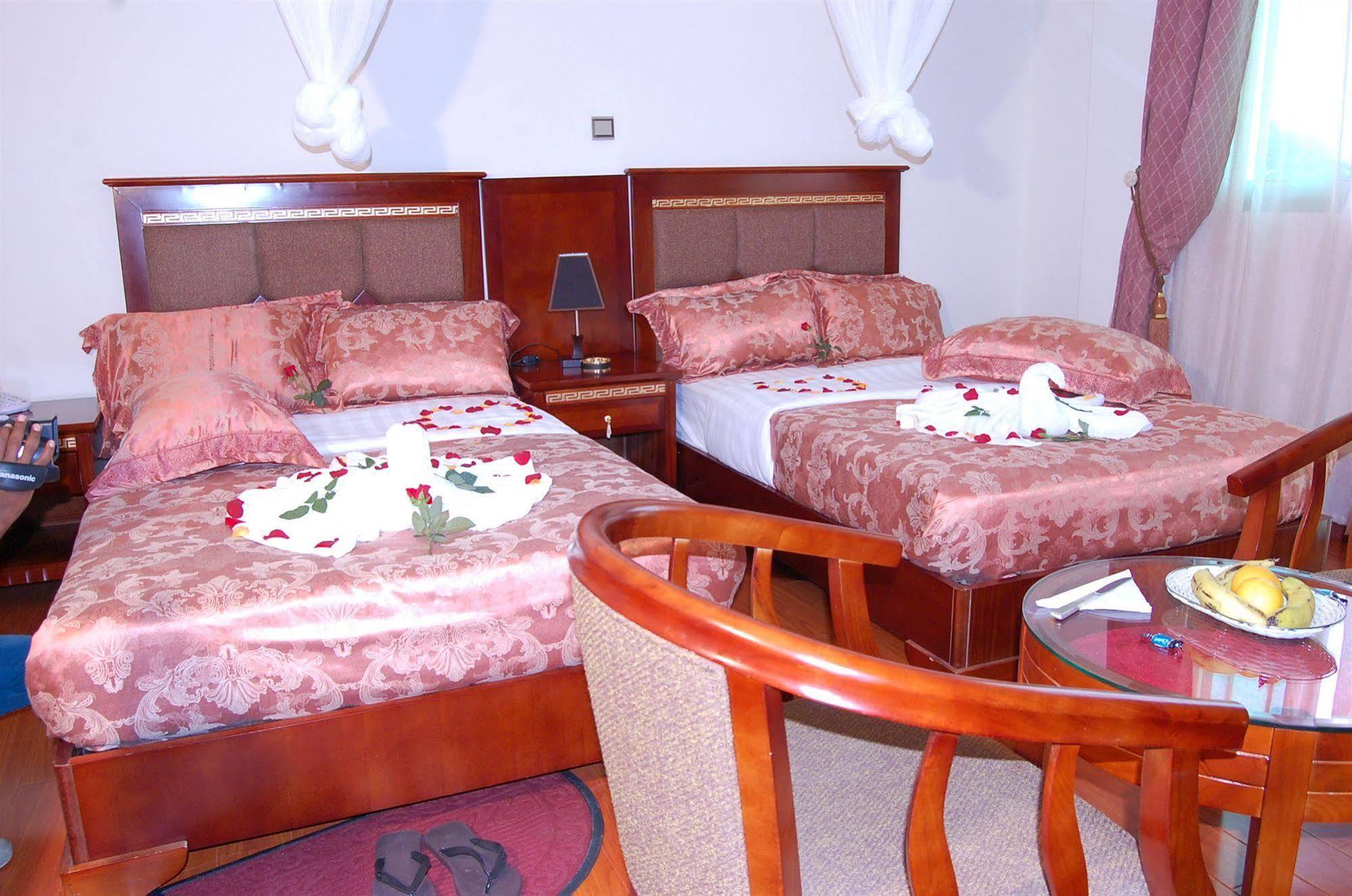 Addis Amba Hotel Bahir Dar Exterior foto